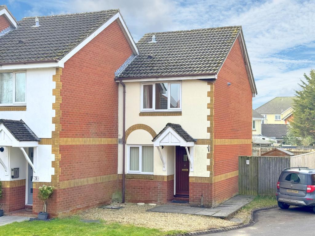 Beechwood Close, Devizes, Wiltshire, SN10 2RX