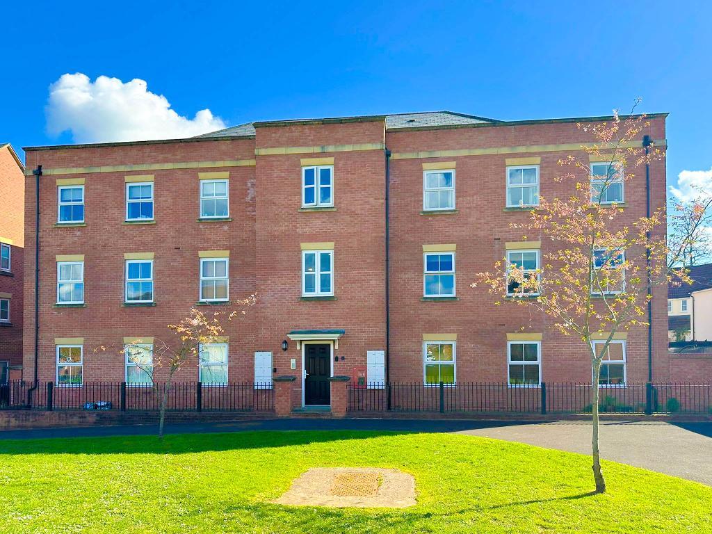 Barons Cresent, Trowbridge, Wiltshire, BA14 7FU